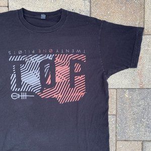 Twenty One Pilots Black Band T Shirt 21 Concert Tee Size Large Short Sleeve